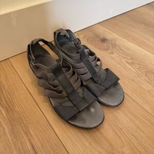 Keen Gray Victoria Wedge Sandals Womens Size 37.5 Outdoor Comfort Summer Ortho